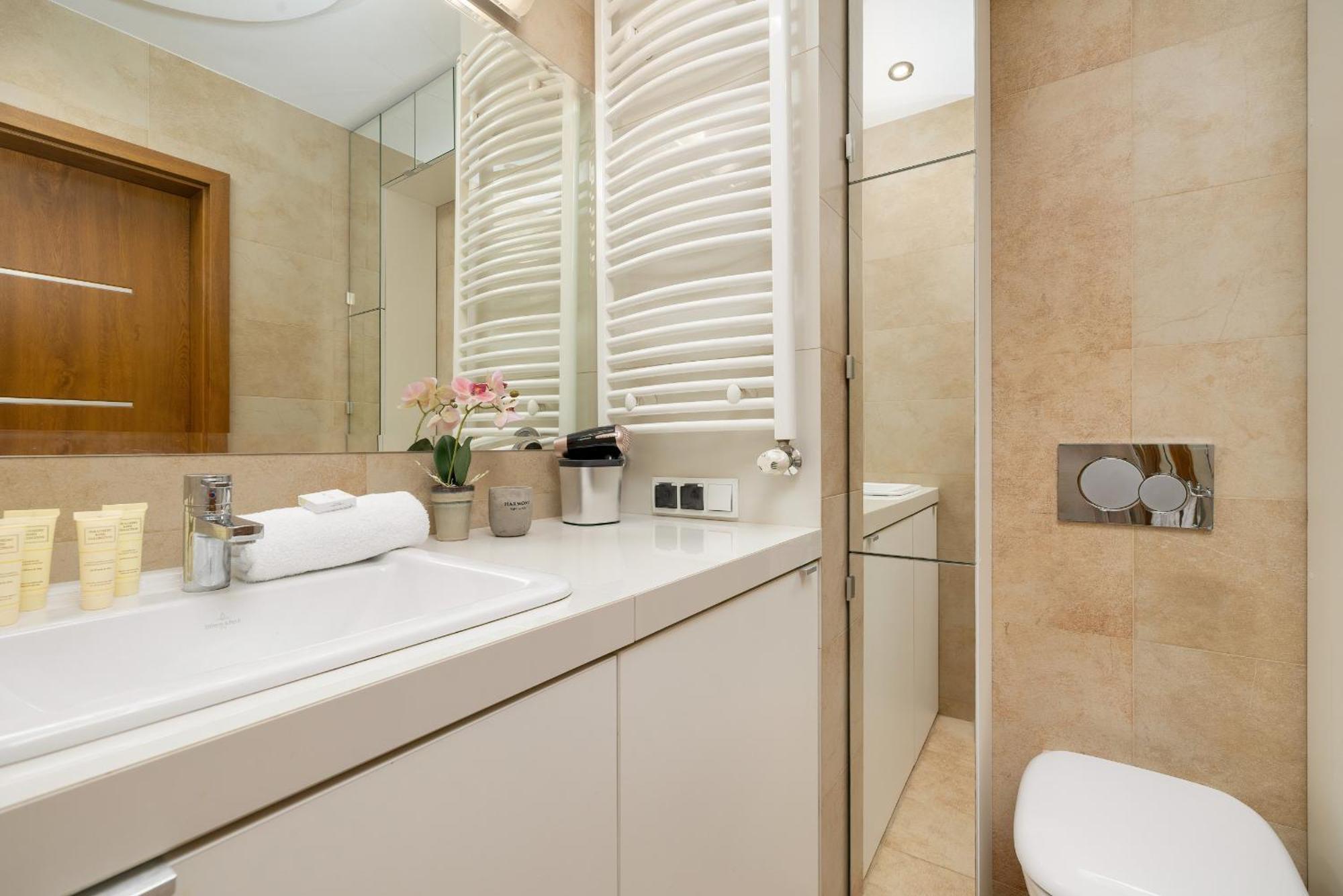 Centrum Krakowa Piekny Apartament Z Balkonem By Rent Like Home Екстер'єр фото